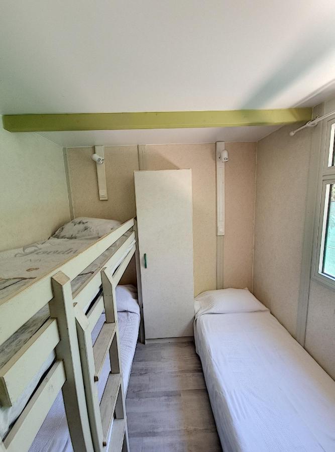 Avignon, Joli Chalet En Campagne Tres Proche De La Ville エクステリア 写真