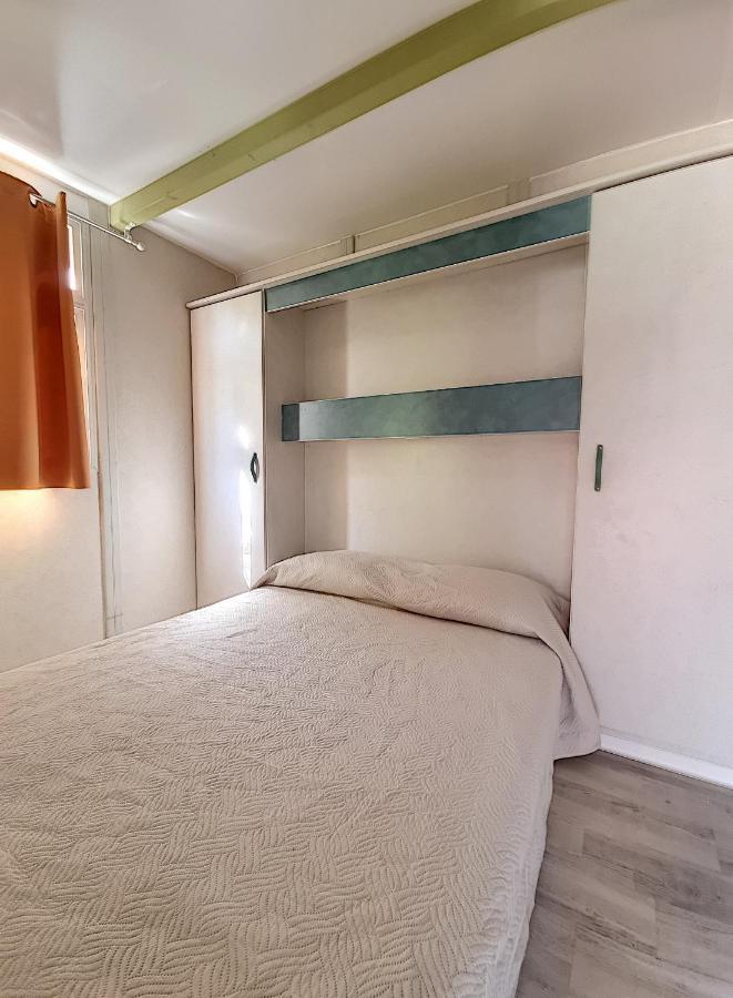 Avignon, Joli Chalet En Campagne Tres Proche De La Ville エクステリア 写真